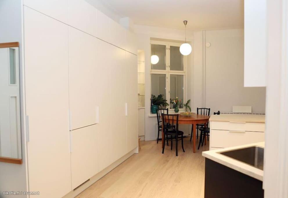 Corner Apartment Helsinki Luaran gambar